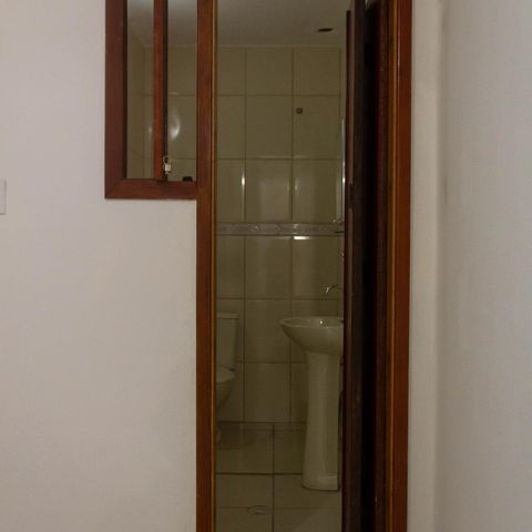 Casa para alugar com 220m², 3 quartos e 2 vagasBanheiro de Serviço