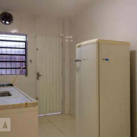 Casa para alugar com 220m², 3 quartos e 2 vagasCozinha