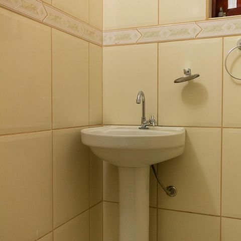 Casa para alugar com 220m², 3 quartos e 2 vagasBanheiro Edícula