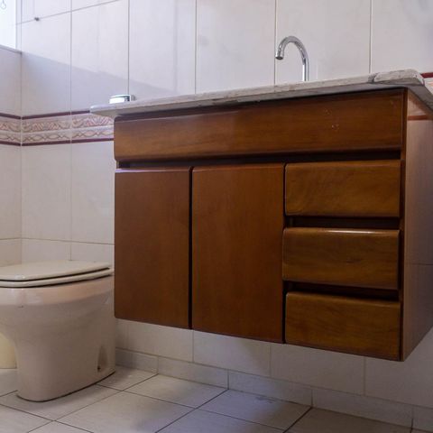 Casa para alugar com 220m², 3 quartos e 2 vagasBanheiro Segundo Andar