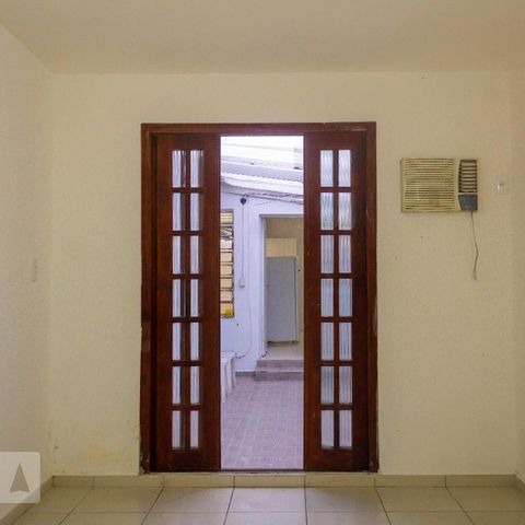 Casa para alugar com 220m², 3 quartos e 2 vagasEdícula