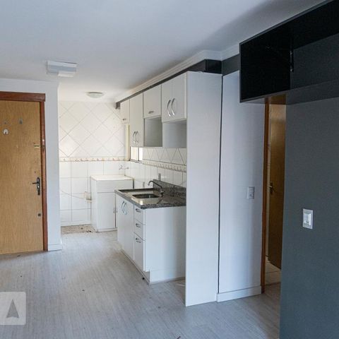 Apartamento à venda com 44m², 2 quartos e 1 vagaSala e cozinha