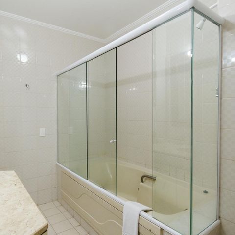 Apartamento à venda com 55m², 1 quarto e 1 vagaBanheiro