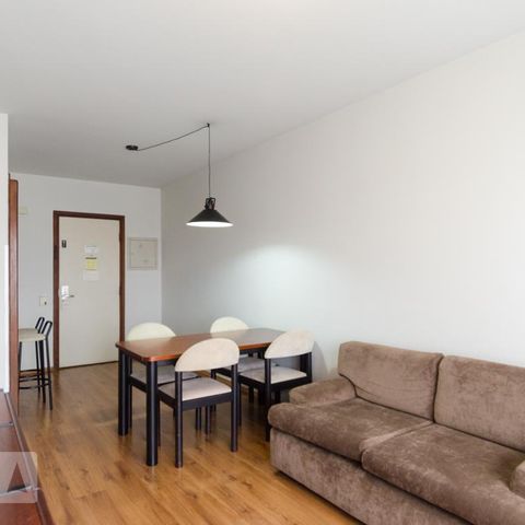 Apartamento à venda com 55m², 1 quarto e 1 vagaSala