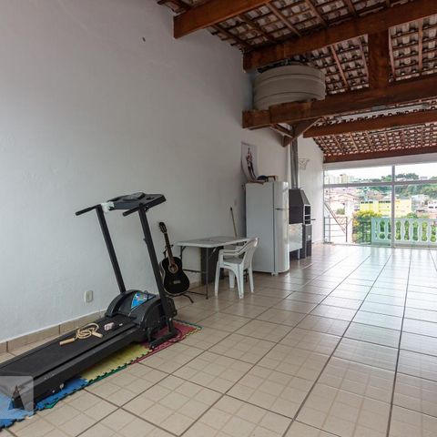 Casa à venda com 300m², 3 quartos e 2 vagasSacada