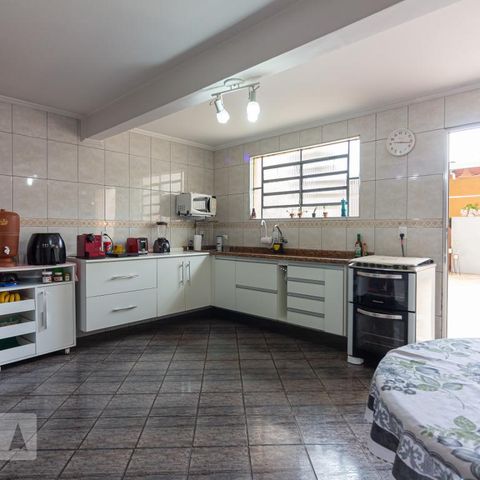 Casa à venda com 300m², 3 quartos e 2 vagasCozinha