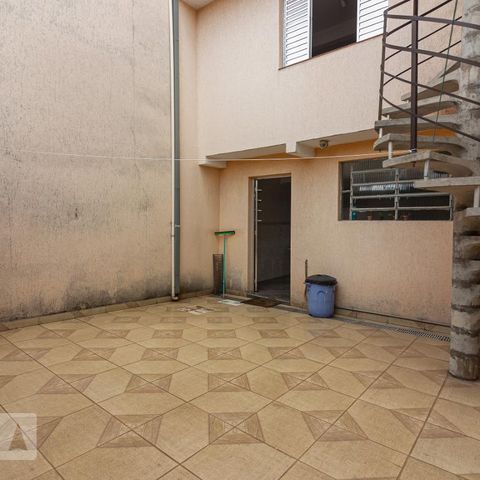 Casa à venda com 300m², 3 quartos e 2 vagasQuintal