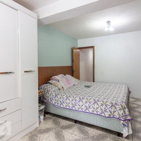 Casa à venda com 300m², 3 quartos e 2 vagasSuíte 