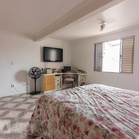 Casa à venda com 300m², 3 quartos e 2 vagasQuarto 1