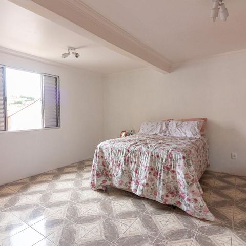 Casa à venda com 300m², 3 quartos e 2 vagasQuarto 1