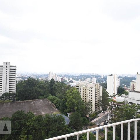 Apartamento para alugar com 188m², 3 quartos e 2 vagasVista da Suíte 