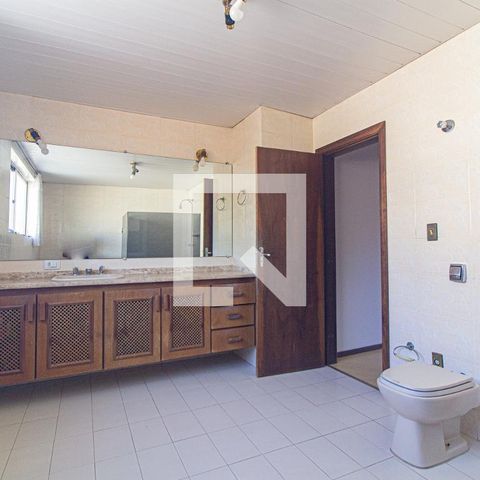 Apartamento para alugar com 171m², 3 quartos e 2 vagasBanheiro do Quarto 3