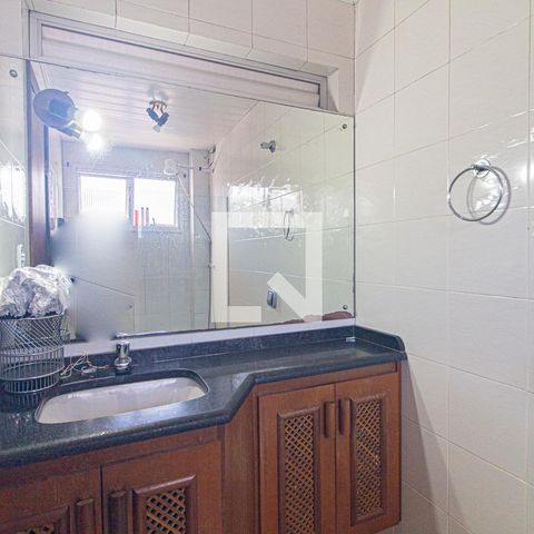 Apartamento para alugar com 171m², 3 quartos e 2 vagasBanheiro do Quarto 1