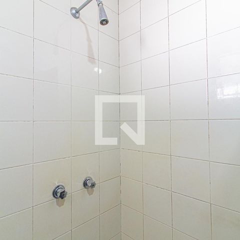 Apartamento para alugar com 171m², 3 quartos e 2 vagasBanheiro Social