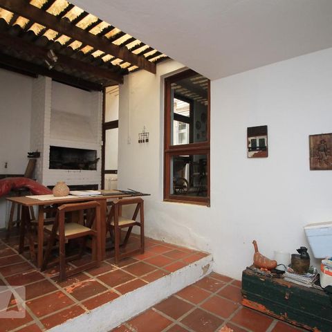 Casa para alugar com 170m², 4 quartos e 2 vagasChurrasqueira