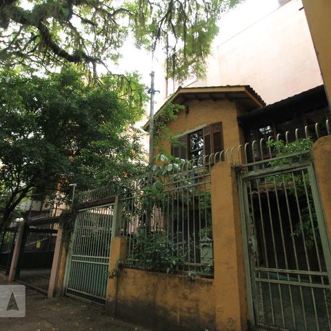 Casa para alugar com 170m², 4 quartos e 2 vagasFachada