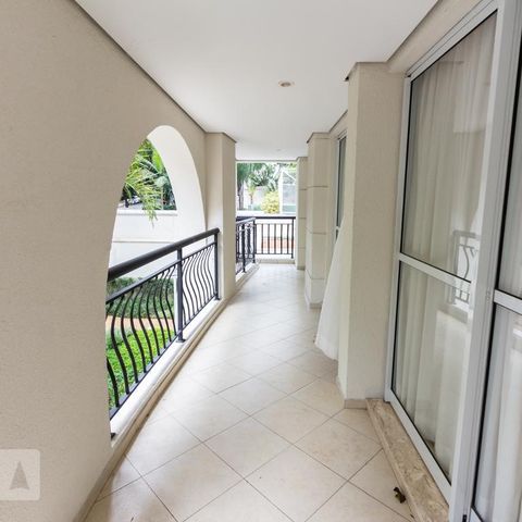 Apartamento à venda com 134m², 3 quartos e 2 vagasVaranda