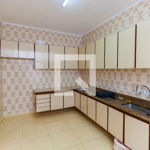 Casa à venda com 300m², 4 quartos e 2 vagasCozinha