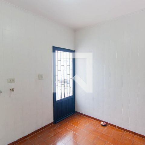 Casa à venda com 300m², 4 quartos e 2 vagasQuarto de Serviço