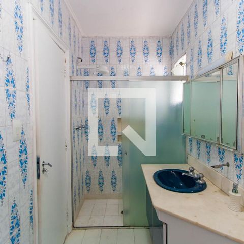 Casa à venda com 300m², 4 quartos e 2 vagasBanheiro da Suíte