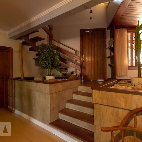 Casa à venda com 350m², 4 quartos e 3 vagassala 2
