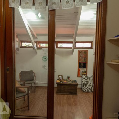 Casa à venda com 350m², 4 quartos e 3 vagasquarto 1