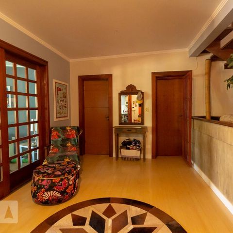 Casa à venda com 350m², 4 quartos e 3 vagassala 2