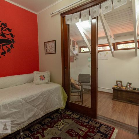 Casa à venda com 350m², 4 quartos e 3 vagasquarto 1