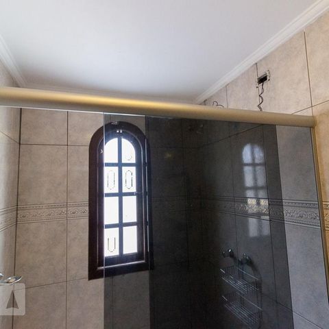 Casa para alugar com 265m², 4 quartos e 2 vagasBanheiro Segundo Andar