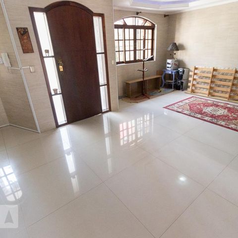 Casa para alugar com 265m², 4 quartos e 2 vagasSala Térreo 