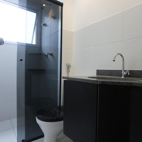 Apartamento à venda com 49m², 2 quartos e 1 vaga Apartamento à venda com 49m², 2 quartos e 1 vagaBanheiro