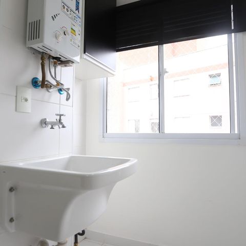 Apartamento à venda com 49m², 2 quartos e 1 vaga Apartamento à venda com 49m², 2 quartos e 1 vagaÁrea de Serviço