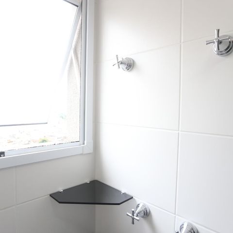 Apartamento à venda com 49m², 2 quartos e 1 vaga Apartamento à venda com 49m², 2 quartos e 1 vagaBanheiro