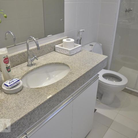 Apartamento para alugar com 321m², 5 quartos e 2 vagasBanheiro do Quarto 4