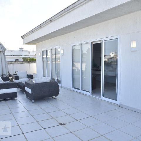 Apartamento para alugar com 321m², 5 quartos e 2 vagasCobertura