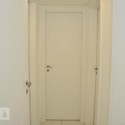 Apartamento para alugar com 321m², 5 quartos e 2 vagasCorredor