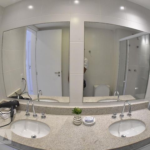 Apartamento para alugar com 321m², 5 quartos e 2 vagasBanheiro do Quarto 3