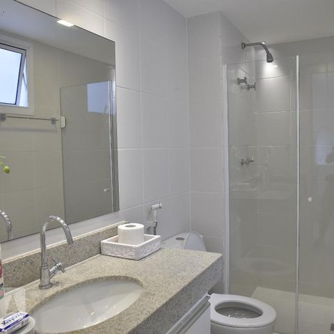 Apartamento para alugar com 321m², 5 quartos e 2 vagasBanheiro do Quarto 4