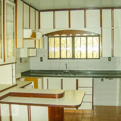 Casa à venda com 220m², 3 quartos e 4 vagasCozinha