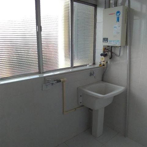 Apartamento à venda com 85m², 3 quartos e 1 vagaArea de serviço