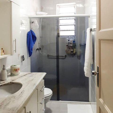 Casa à venda com 140m², 3 quartos e 1 vagaBanheiro 1