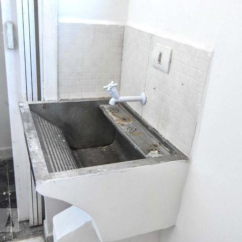 Studio à venda com 100m², 5 quartos e 1 vagaLavanderia