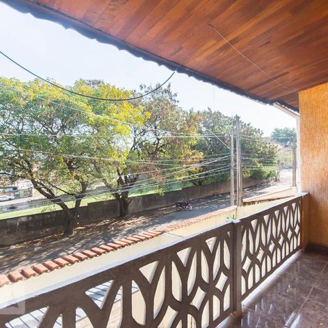 Casa à venda com 125m², 2 quartos e 2 vagasVaranda