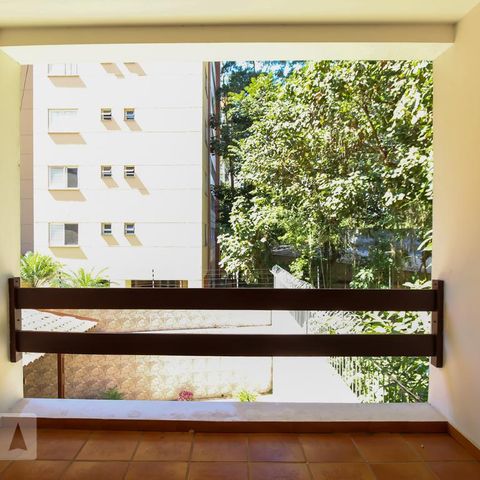 Casa à venda com 300m², 5 quartos e 3 vagasVaranda da suíte