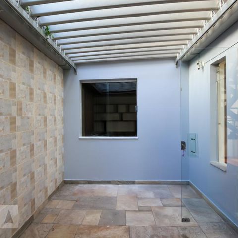 Casa à venda com 300m², 5 quartos e 3 vagasJardim de inverno