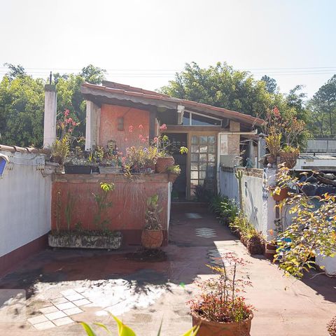 Casa à venda com 230m², 3 quartos e 2 vagasCobertura