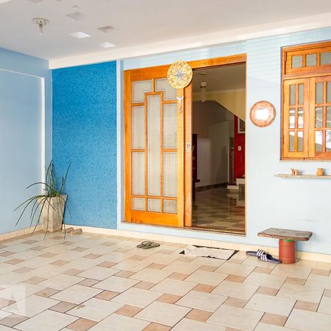 Casa à venda com 230m², 3 quartos e 2 vagasGaragem