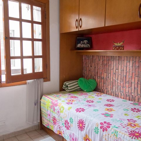 Casa à venda com 230m², 3 quartos e 2 vagasQuarto 2