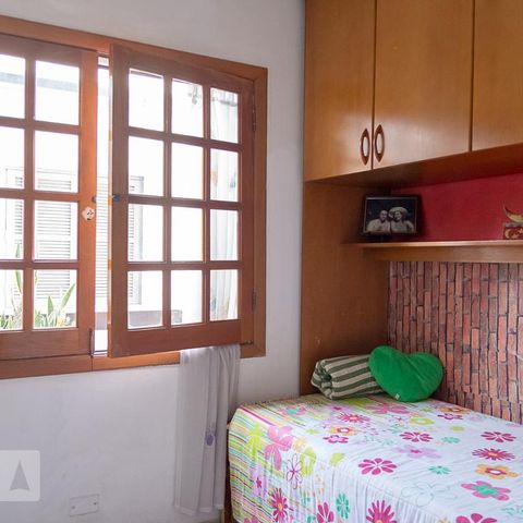 Casa à venda com 230m², 3 quartos e 2 vagasQuarto 2