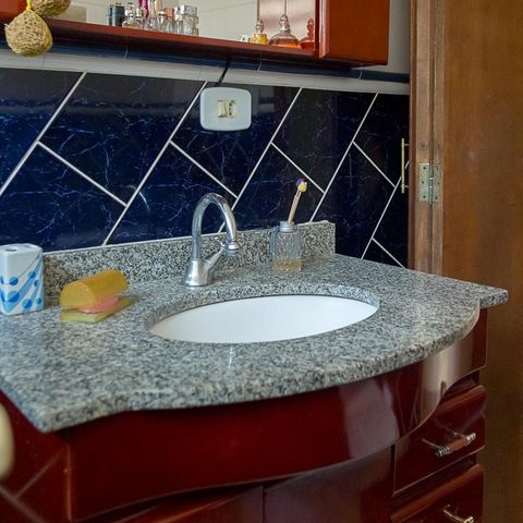 Casa à venda com 230m², 3 quartos e 2 vagasBanheiro 2